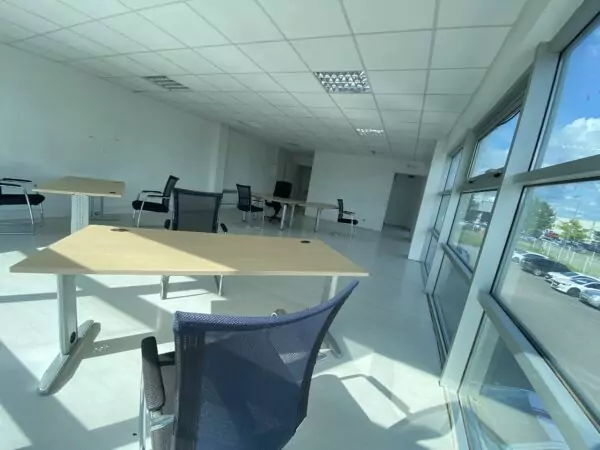 intérieur d'une location de bureau à Beauvais