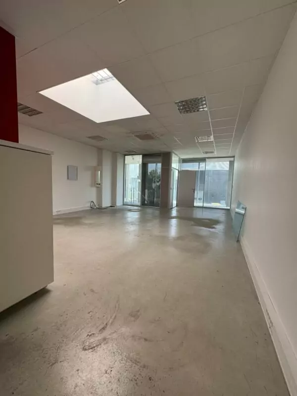 intérieur d'une location de bureau à Amiens