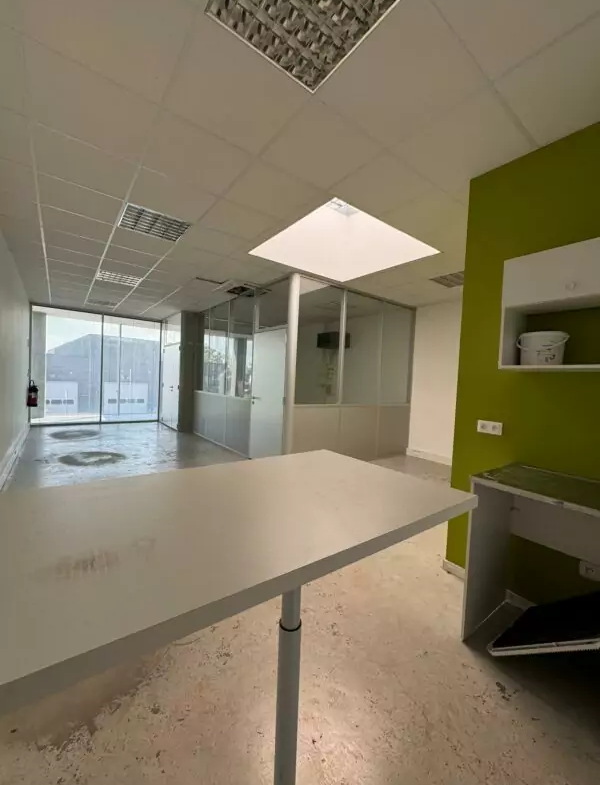 intérieur location de bureau à amiens