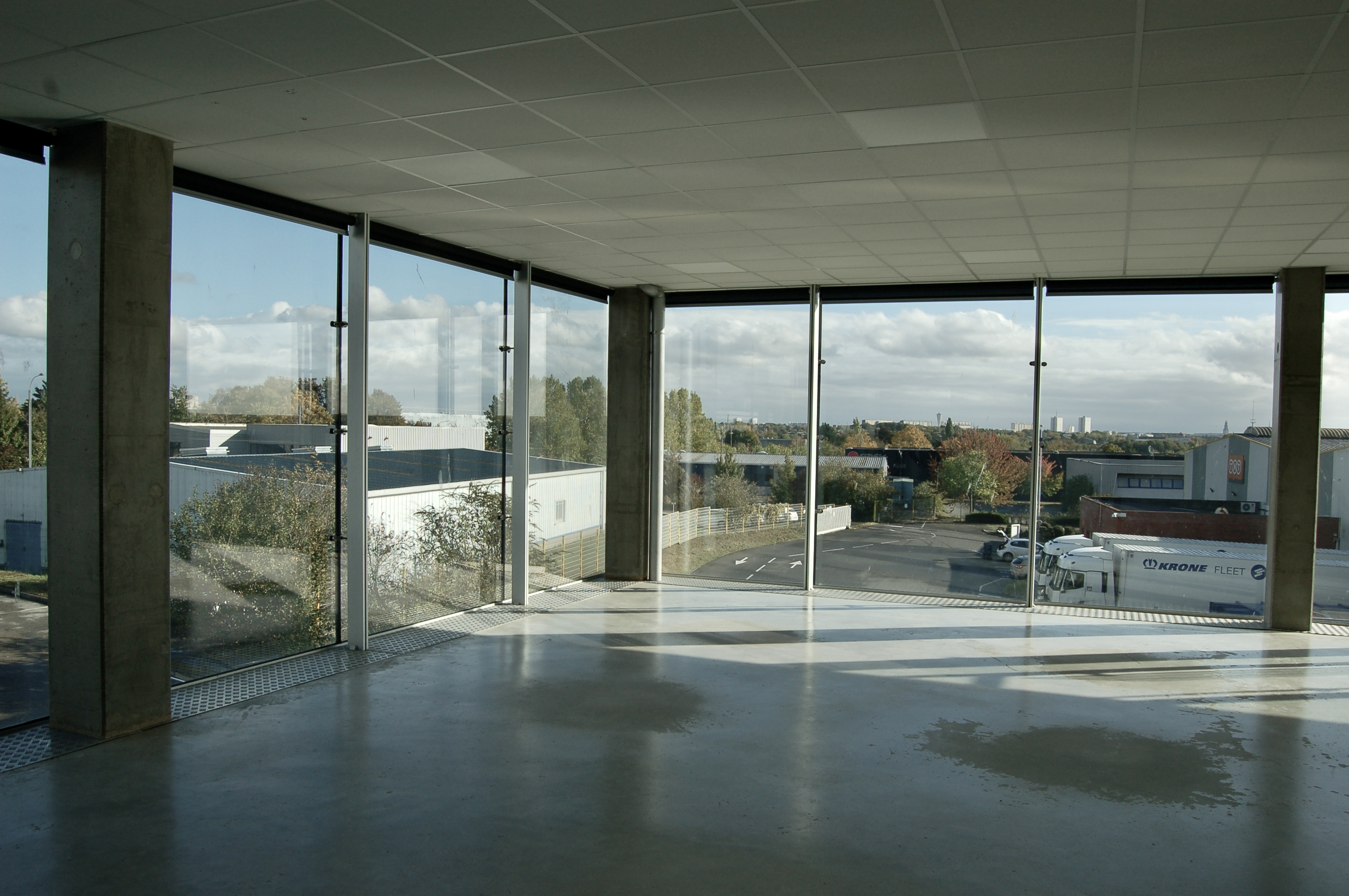 gtec-construction-mermoz-vue bâtiment en béton - espace